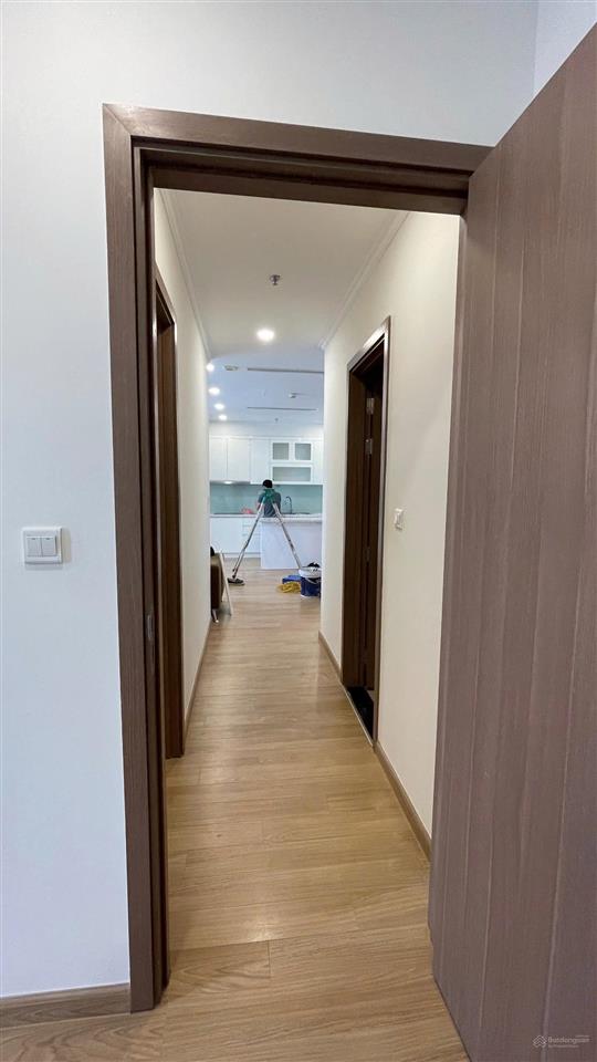 Bán căn 2 phòng ngủ, 75m2 giá 7.15 tỷ, căn góc, full nội thất đẹp ở ngay, t&t 120 định công