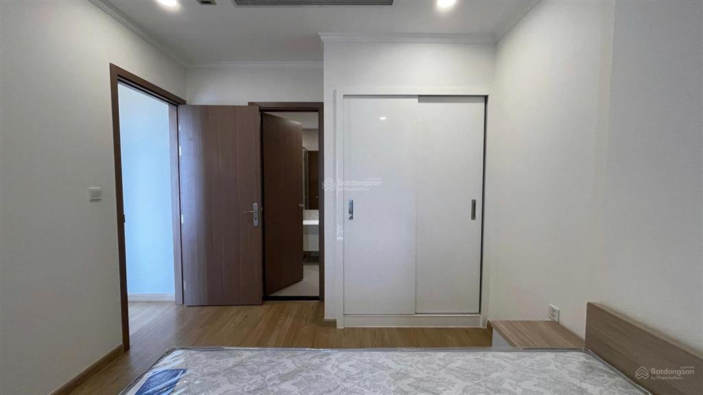 Bán căn 2 phòng ngủ, 75m2 giá 7.15 tỷ, căn góc, full nội thất đẹp ở ngay, t&t 120 định công