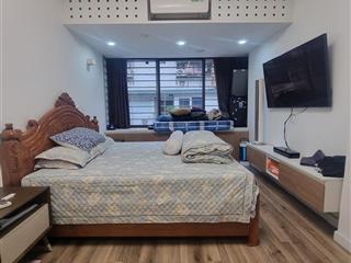 Bán căn góc 3 phòng ngủ 100m2 giá 8.1 tỷ, nhà đẹp ở ngay, căn góc view hồ cực đẹp, giá rẻ nhất toà