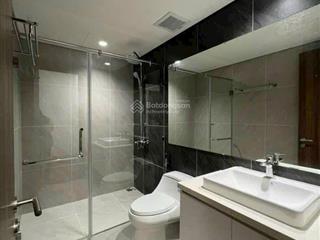Bán căn góc 2 phòng ngủ 80m2 giá 6.6 tỷ, nhà đẹp ở ngay, căn góc view hồ cực đẹp, giá rẻ nhất toà