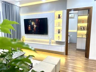 Bán căn 2 ngủ, căn góc đông nam, 75m2 giá 6,8 tỷ, toà b14 kim liên, trục đẹp nhất toà, view đẹp