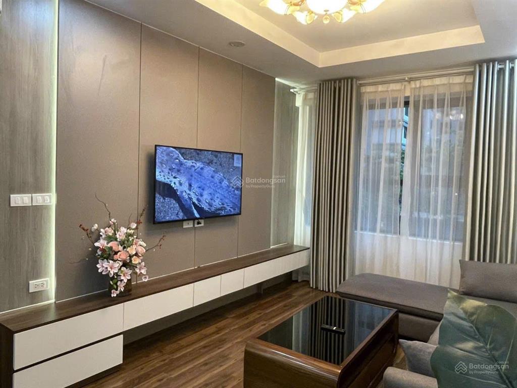 Bán căn 2 ngủ, căn góc đông nam, 75m2 giá 6,8 tỷ, toà b14 kim liên, trục đẹp nhất toà, view đẹp