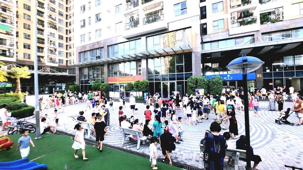 Bán căn 2 phòng ngủ giá 5.9 tỷ, full nội thất đẹp ở ngay, sky central 176 định công