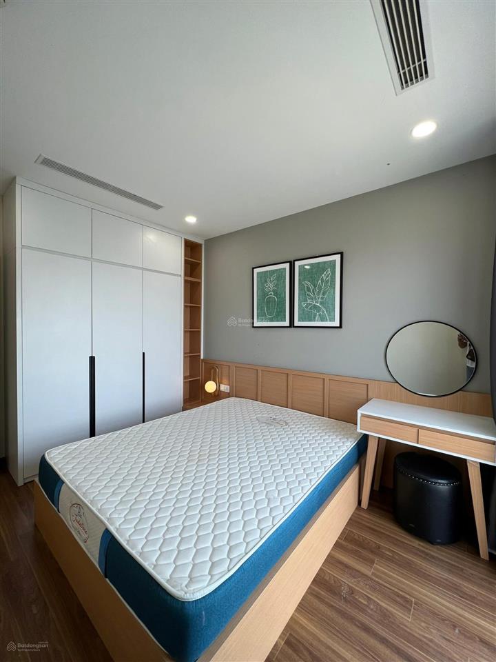 Bán căn góc 3 phòng ngủ, 100m2, giá 8,3 tỷ, full nội thất đẹp, t&t 120 định công
