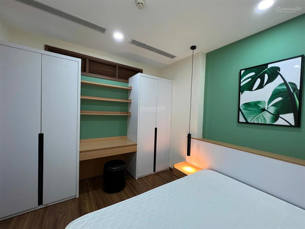 Bán căn góc 3 phòng ngủ, 100m2, giá 8,3 tỷ, full nội thất đẹp, t&t 120 định công