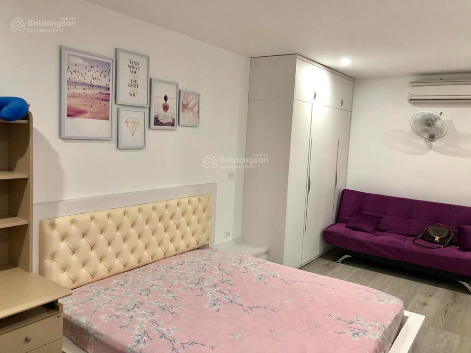 Bán căn 3 phòng ngủ, 148.6m², giá 11 tỷ, full nội thất đẹp ở ngay, ban công đông nam thoáng mát