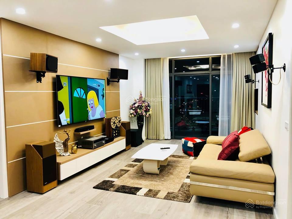 Bán căn 3 phòng ngủ, 148.6m², giá 11 tỷ, full nội thất đẹp ở ngay, ban công đông nam thoáng mát