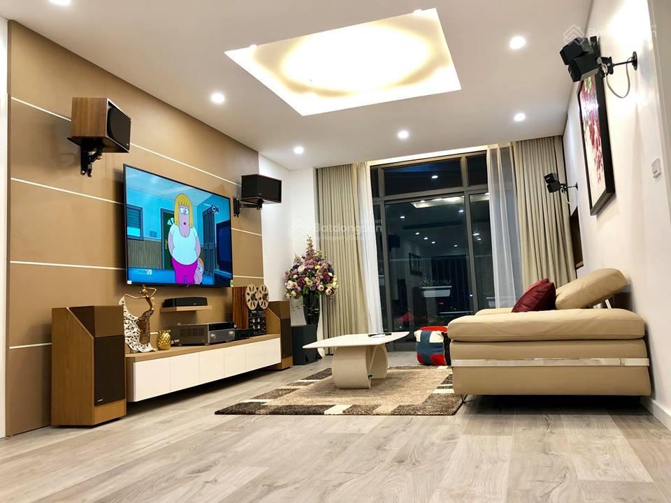 Bán căn 3 phòng ngủ, 148.6m², giá 11 tỷ, full nội thất đẹp ở ngay, ban công đông nam thoáng mát