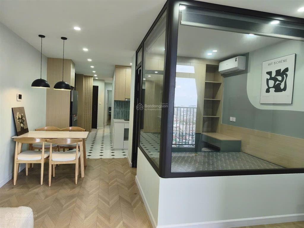 Bán căn 3 phòng ngủ, 101m2, giá 8.2 tỷ, full nội thất đẹp, giá tốt tòa discovery complex