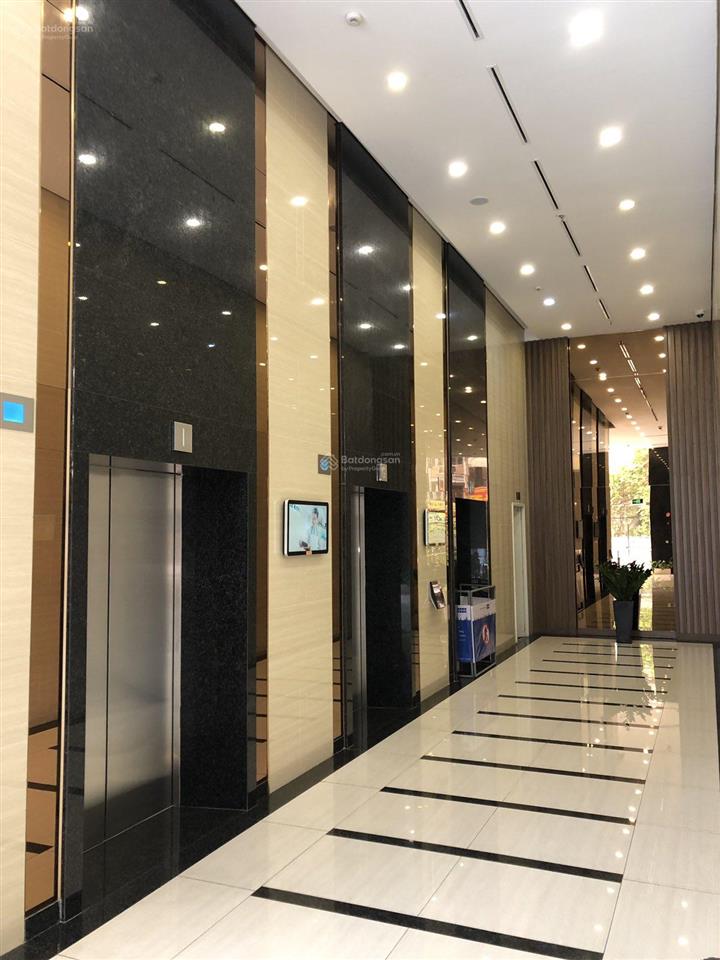 Bán căn 3 phòng ngủ, 101m2, giá 8.2 tỷ, full nội thất đẹp, giá tốt tòa discovery complex