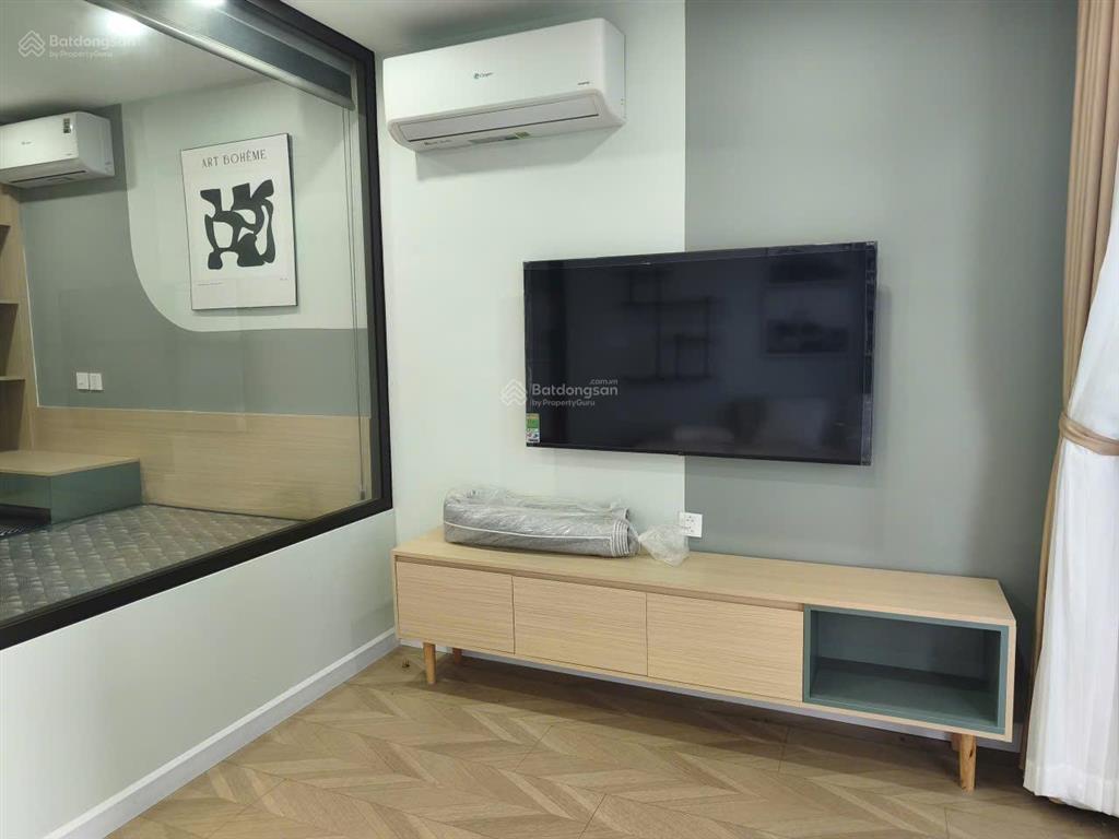 Bán căn 3 phòng ngủ, 101m2, giá 8.2 tỷ, full nội thất đẹp, giá tốt tòa discovery complex