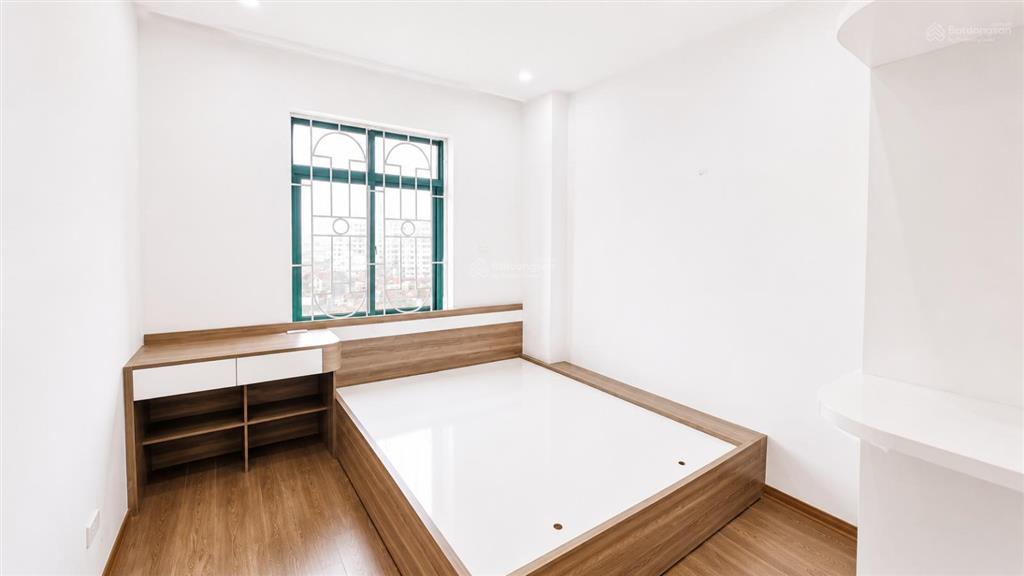 Bán căn 2 phòng ngủ 75m2 giá 4,85 tỷ, full nội thất đẹp ở ngay, chủ nhà thiện chí, thân thiện