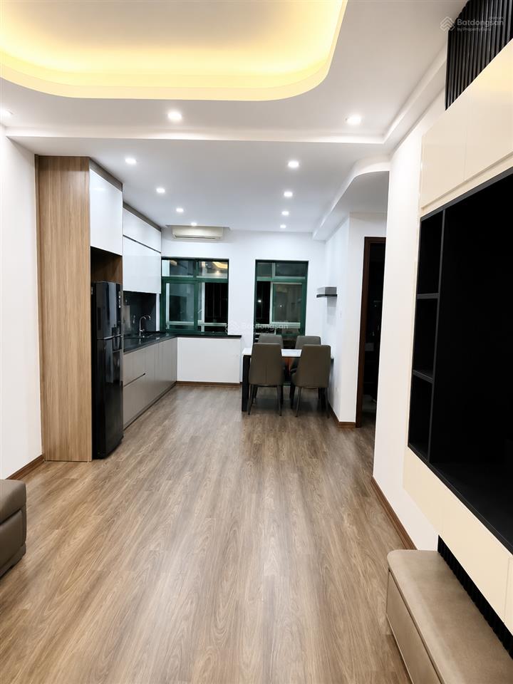 Bán căn 2 phòng ngủ 75m2 giá 4,85 tỷ, full nội thất đẹp ở ngay, chủ nhà thiện chí, thân thiện