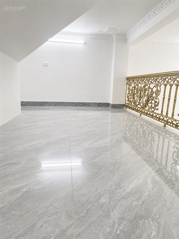 Cực hiếm! bán nhà mặt phố lý nam đế, 50m2, giá 39 tỷ, mặt tiền 5,4m, căn góc 3 mặt thoáng