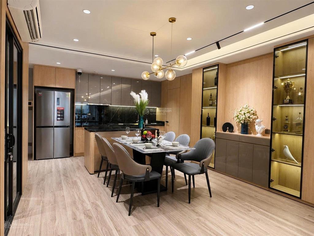 Bán căn góc 3 ngủ 100m² giá 8.5 tỷ, full nội thất cao cấp mới tinh, trục đẹp nhất flc 36 phạm hùng
