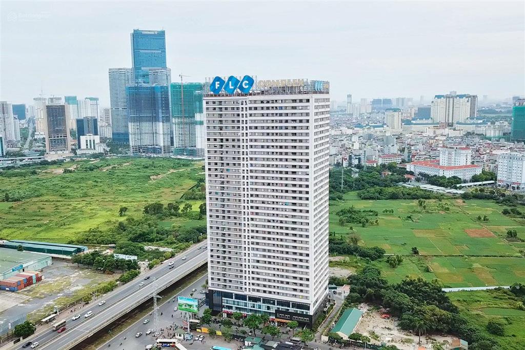 Bán căn góc 3 ngủ 100m² giá 8.5 tỷ, full nội thất cao cấp mới tinh, trục đẹp nhất flc 36 phạm hùng