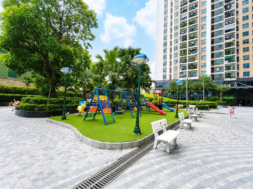 Bán căn 3 phòng ngủ giá 7 tỷ 80m2, trục đẹp, tiện ích đỉnh cao, an sinh tuyệt vời, sky central