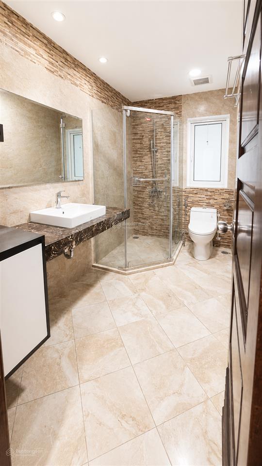 Bán căn 4 phòng ngủ, 198m² giá 16.8 tỷ, view đẹp, trục đẹp nhất toà thành công tower 57 láng hạ
