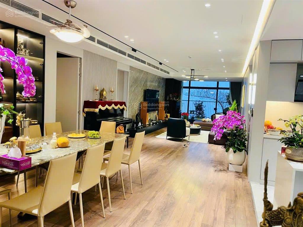 Bán căn 4 phòng ngủ, 198m² giá 15,25 tỷ, view đẹp, trục đẹp nhất toà thành công tower 57 láng hạ