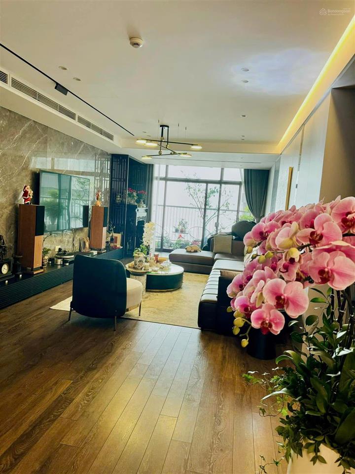 Bán căn 4 phòng ngủ, 198m² giá 15,25 tỷ, view đẹp, trục đẹp nhất toà thành công tower 57 láng hạ