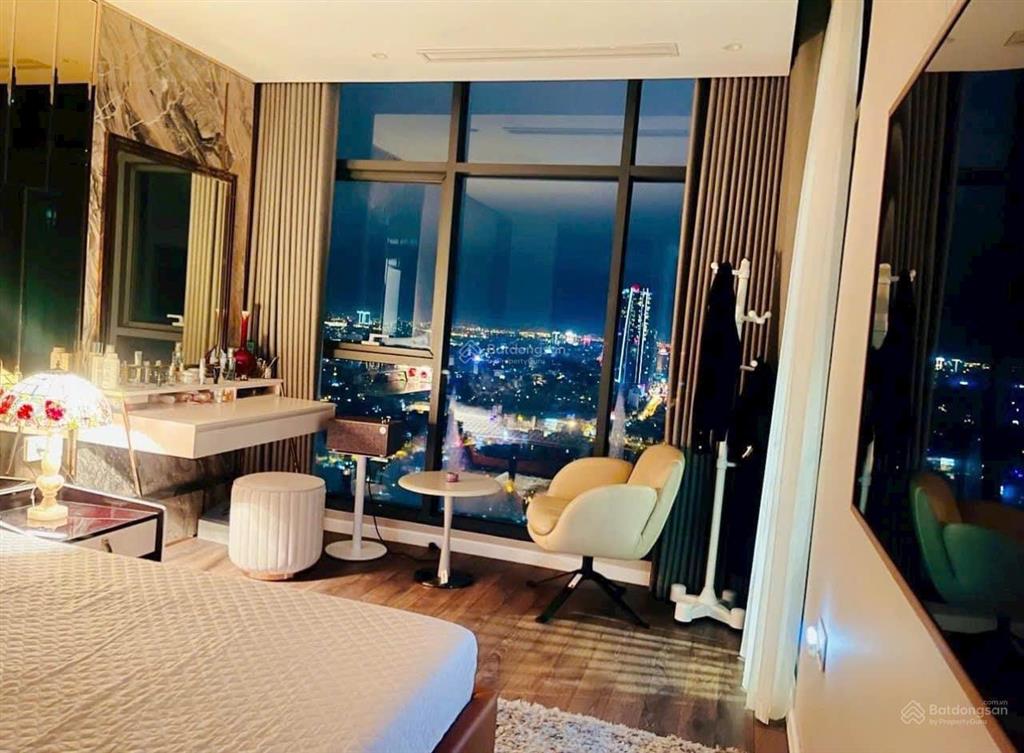 Bán căn 4 phòng ngủ, 172m2 giá 13 tỷ, giá tốt tòa 57 láng hạ, trục đẹp, view đẹp