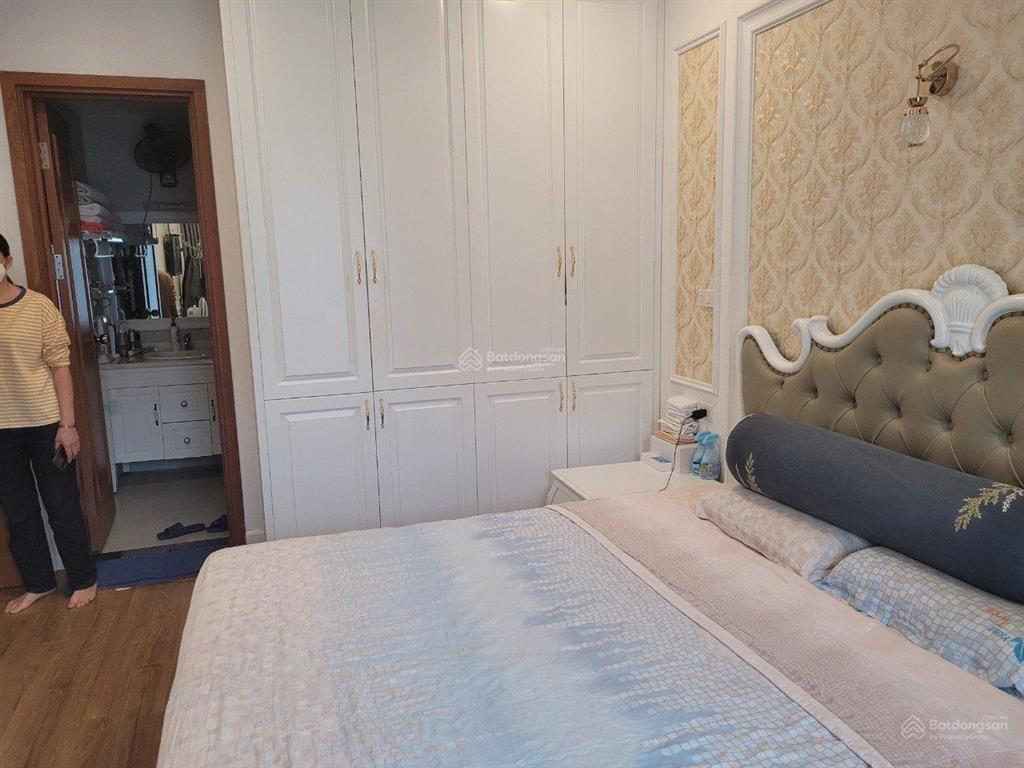 Căn 3 phòng ngủ giá tốt tòa smile, 74m2 giá 5,8 tỷ, view đẹp, ban công hướng mát, sổ đỏ đầy đủ