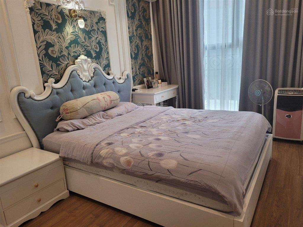 Căn 3 phòng ngủ giá tốt tòa smile, 74m2 giá 5,8 tỷ, view đẹp, ban công hướng mát, sổ đỏ đầy đủ