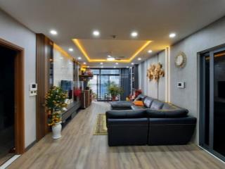Bán căn 4 ngủ 181m2 giá 17 tỷ, căn góc ban công đông nam, trục đẹp tòa b4 kim liên