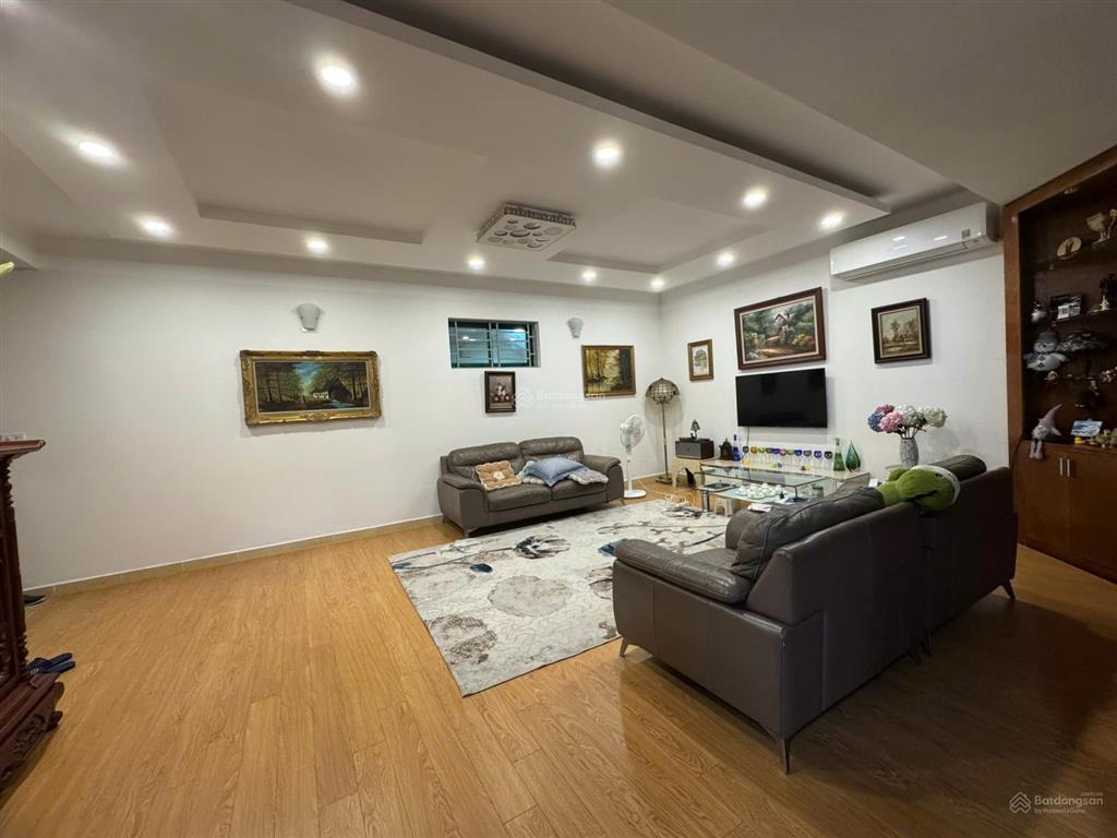 Bán căn 4 phòng ngủ 185m2 giá 15,5 tỷ, full nội thất, căn hộ cao cấp, đẳng cấp thượng lưu