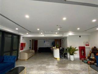 Bán tòa văn phòng mặt phố trần duy hưng 120m2 9 tầng, mặt tiền 8m giá bán 110 tỷ, dòng tiền 2,2 tỷ