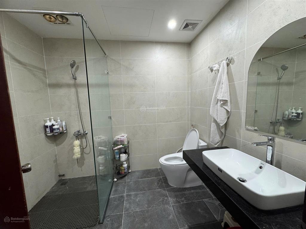 Bán căn 4 phòng ngủ 185m2 giá 15,5 tỷ, căn hộ cao cấp, đẳng cấp thượng lưu, 93 lò đúc