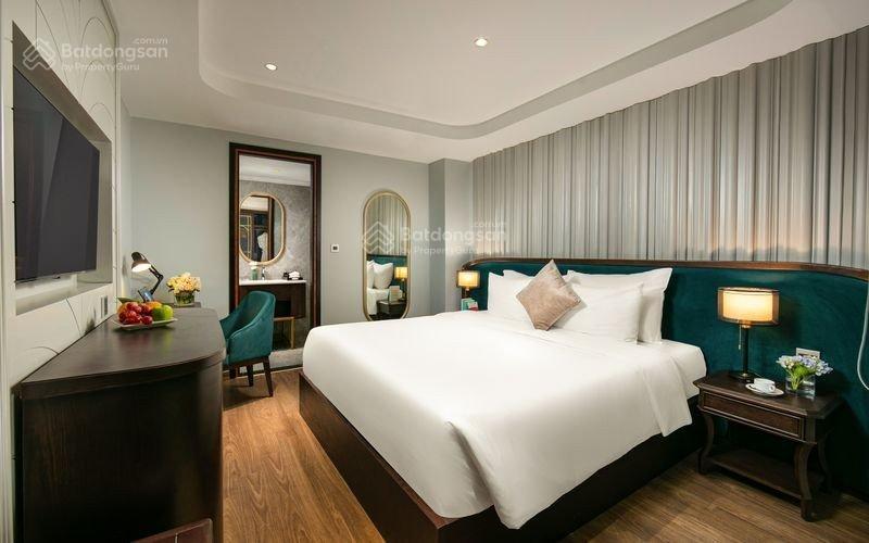 Bán khách sạn mặt phố gia ngư, 480m2, 15 tầng, mặt tiền 18m, giá 1500 tỷ, thông tin chuẩn 100%