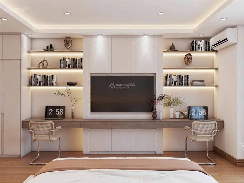 Bán nhà mặt phố nhà chung, 165m2, giá 230 tỷ, mặt tiền 6.3m, mảnh đất vàng, thông tin chuẩn 100%