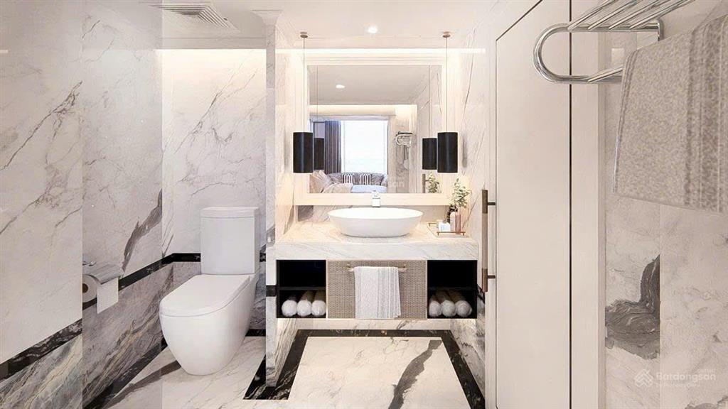 Bán khách sạn mặt phố nguyễn thái học, 120m2, 9 tầng mới tinh, giá 100 tỷ, dòng tiền 3,6 tỷ/năm