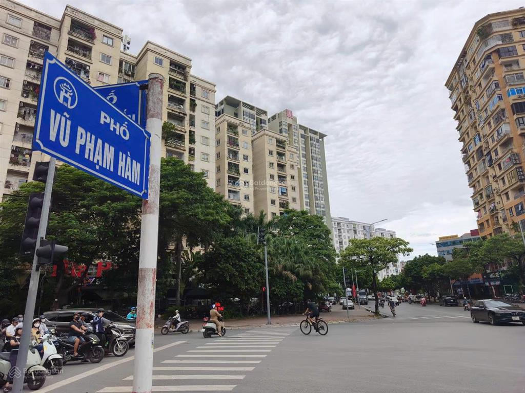 Mặt phố vũ phạm hàm 143m2, 7 tầng, giá bán 90 tỷ, dòng tiền 1.2 tỷ/năm, kinh doanh đỉnh, vị trí đẹp