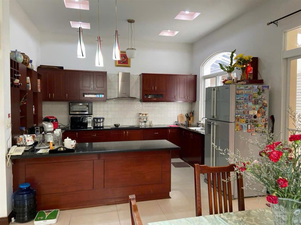 Bán biệt thự mỹ thái 3, phường tân mỹ, phú mỹ hưng, giá cực chất 55 tỷ, dt 9x20m