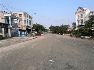 Bán nhà 4tầng đường 24m 120m2 ngang 8.6m shr hoàn công đầy đủ giảm mạnh chỉ 7ty nhà bè