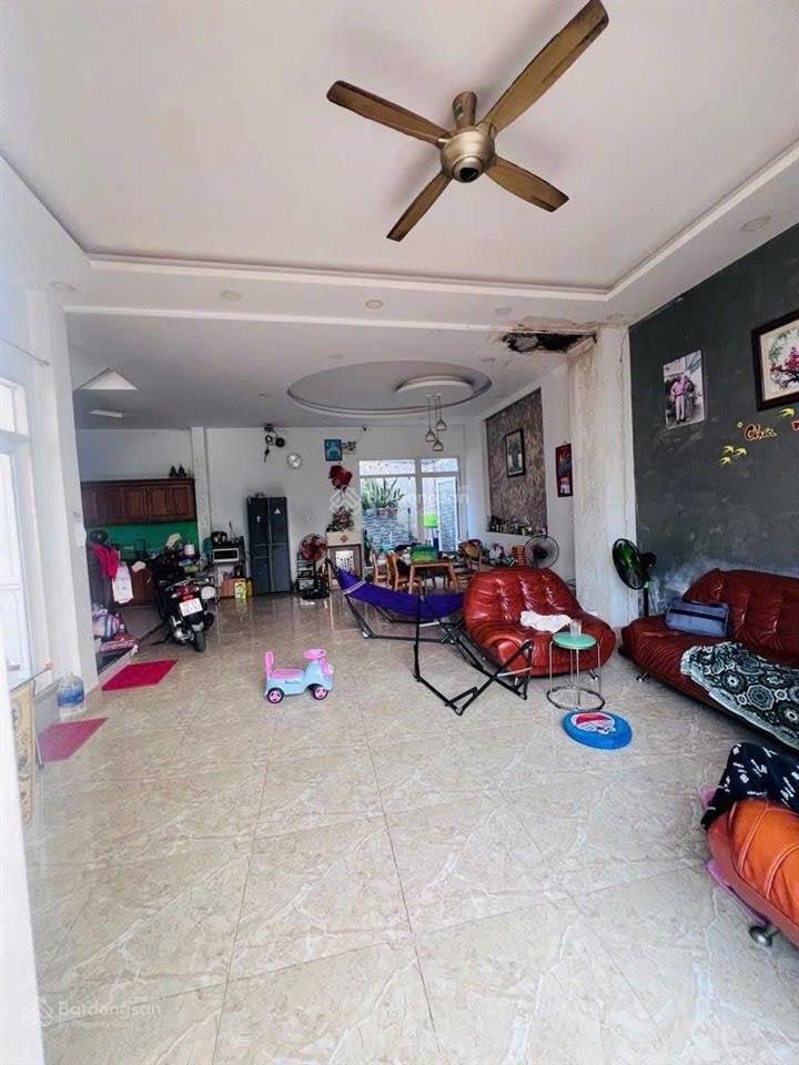 Nhà 4tầng đ.24m 120m2 ngang 8.6m shr hoàn công đầy đủ giảm mạnh chỉ 7ty nhà bè