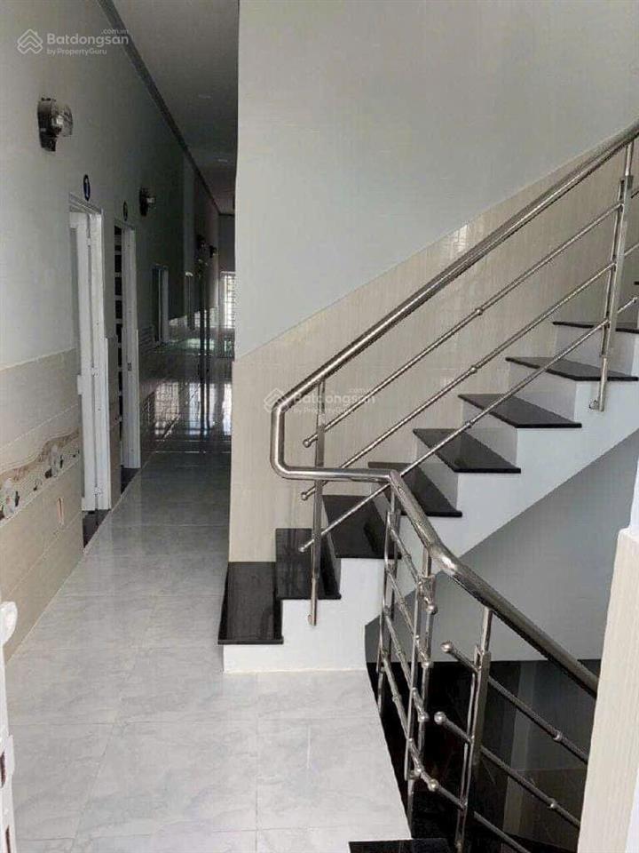 Bán chdv 22 phòng, 252m2 xe tải đậu cửa, 3 tầng  ngang 6.4m  dt 40tr/th, chỉ 8.5 tỷ, nhà bè