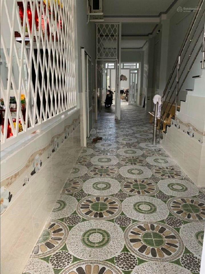 Bán chdv 22 phòng, 252m2 xe tải đậu cửa, 3 tầng  ngang 6.4m  dt 40tr/th, chỉ 8.5 tỷ, nhà bè