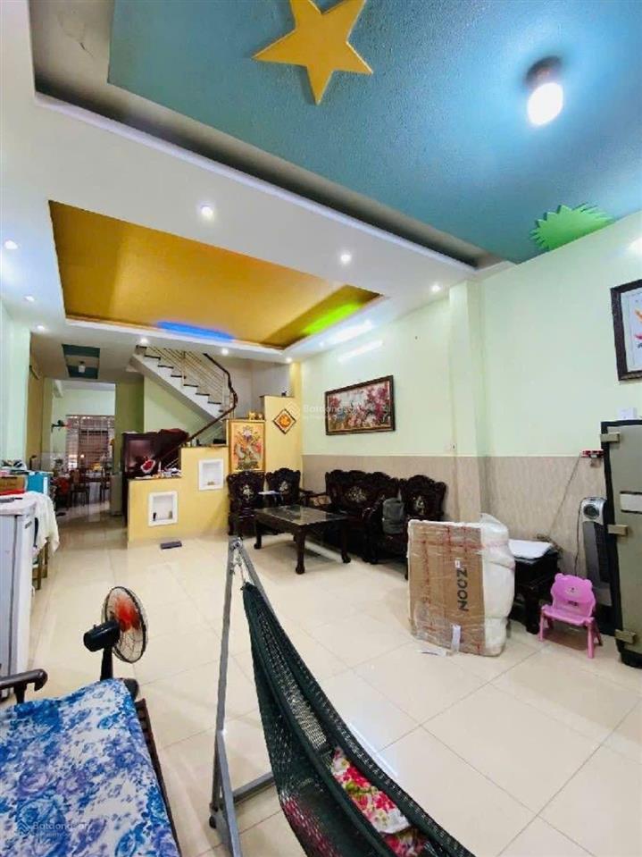 Mặt tiền đường kd lê văn lương, 154m2, 4 tầng, ôtô vô nhà  hoàn công đầy đủ  chỉ 9tỷ7