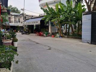 Nhà bè nhà 3tầng 99m2 xe tải vivu shr hoancong đầy đủ lê văn lương nhà bè