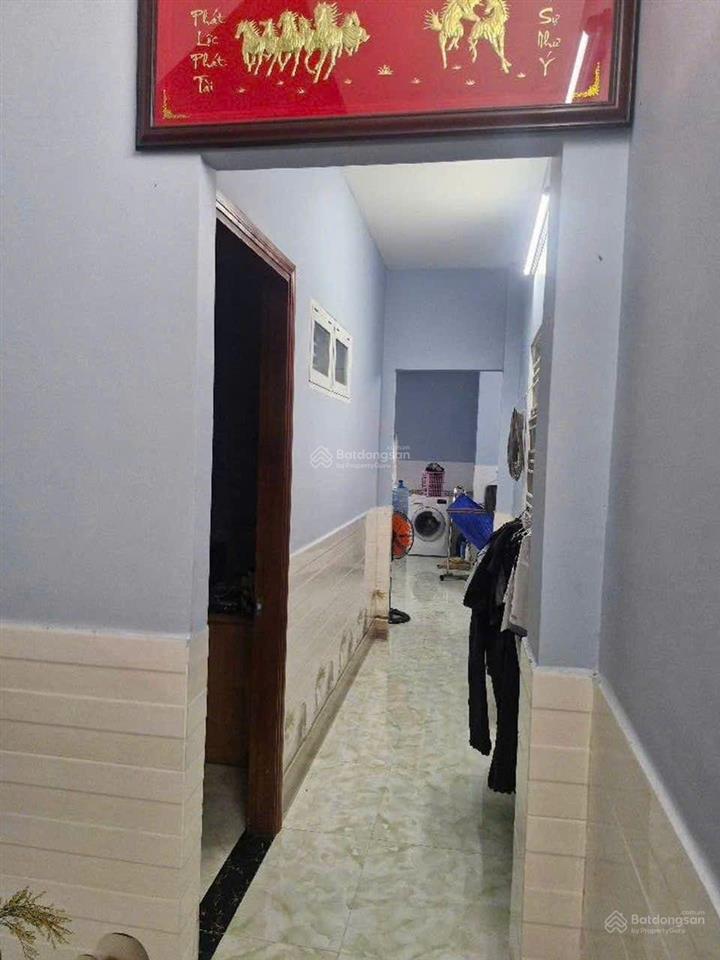 Nhà bè nhà 3tầng 99m2 xe tải vivu shr hoancong đầy đủ lê văn lương nhà bè