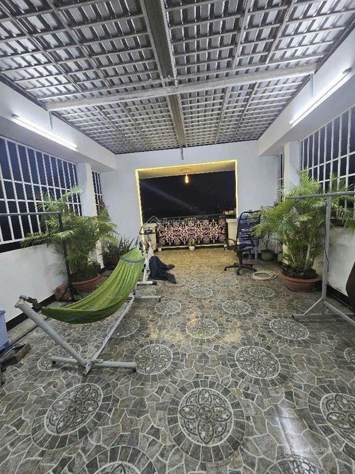 Mặt tiền đường dương cát lợi 126m2 4tầng ngang nở hậu 5.2m hoan công đầy đủ chỉ 11ty4