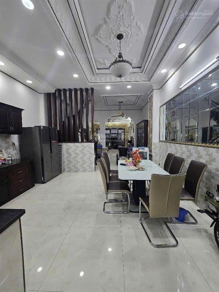 Mặt tiền đường dương cát lợi 126m2 4tầng ngang nở hậu 5.2m hoan công đầy đủ chỉ 11ty4