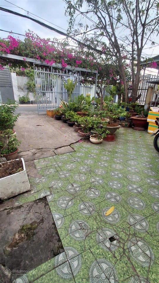 Nhà bè  xe tải vi vu  280m2  nhà c4  ngang 7.6m  hoàn công đầy đủ  chỉ 8tỷ hơn