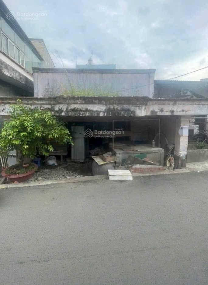 Mặt tiền kinh doanh xe tải vivu 156m² nhà nát chỉ 5.5 tỷ lê văn lương nhà bè