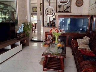 Phước kiển gara ôtô 4 tầng 85m2 ngang 6.4m 4pn, 5wc. giảm hơn 1ty chỉ còn 6ty2. tìm đâu ra