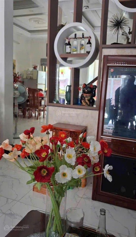 Lê văn lương gara ô tô 4 tầng 85m2 ngang 6.4m chỉ 6tỷ2 hoàn công đầy đủ