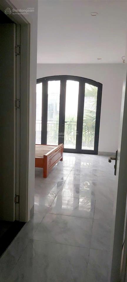 Hạ giá bán gấp chà là 64m hoàn thiện 5 tầng dành cho khách cần nhà ở ngaygiá sốc0979 209 ***